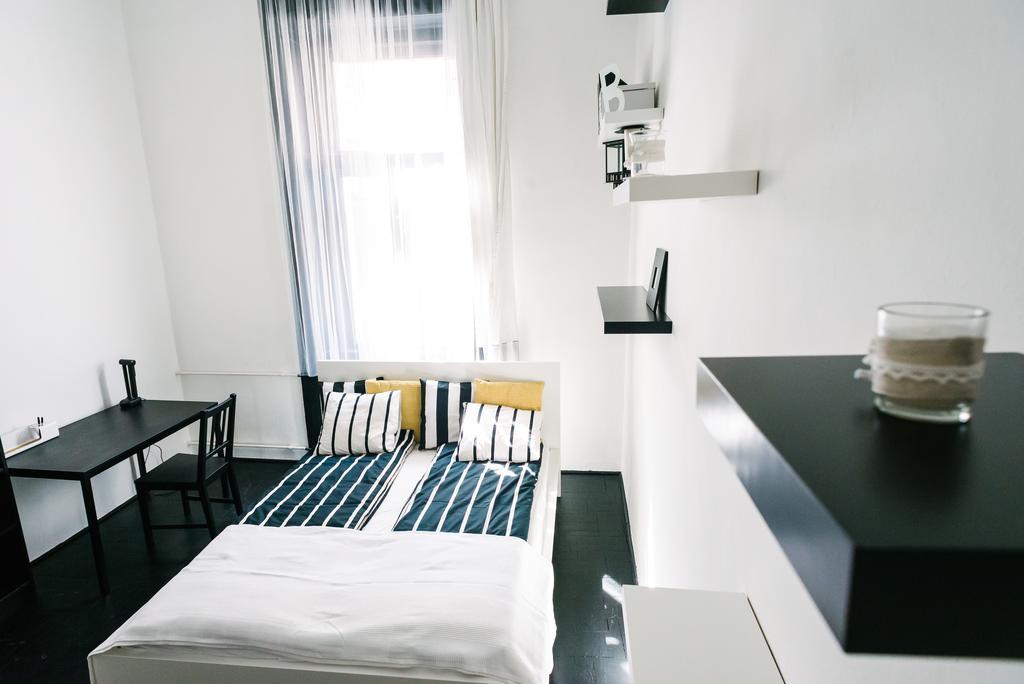 D.Five Stylish Apartment On Vaci Street Budapeszt Zewnętrze zdjęcie
