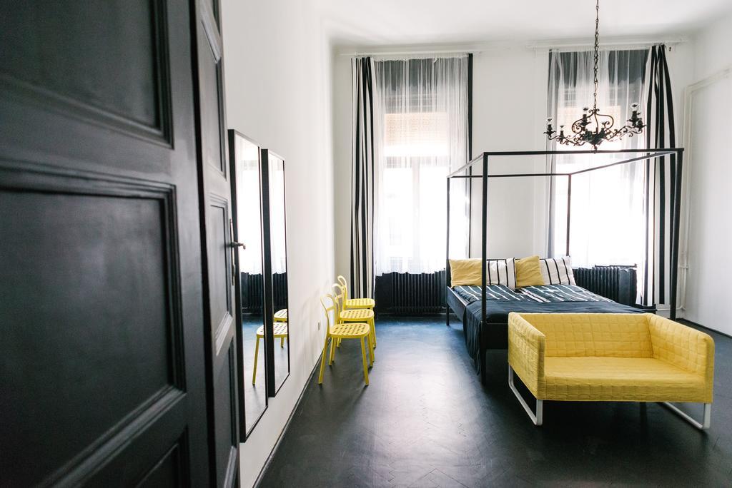 D.Five Stylish Apartment On Vaci Street Budapeszt Zewnętrze zdjęcie